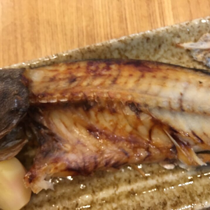 イサキの甘辛焼き